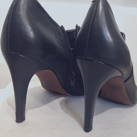 Antonio Melani Black Ankle Bootie-3" Heel- Leather-Women's size 9M - Picture 8 of 15